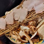 多満喜 - 鱧と松茸のすき鍋