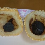 福臨閣売店 - ゴマ団子断面