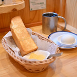 Komeda Ko-Hi-Ten - アイスコーヒー(レギュラー│無糖)@税込580円│モーニングD(洋梨ジャム)＋定番ゆで玉子＠税込80円