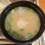 Watei Hachiya - 白身魚の団子入りみそ汁