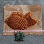 焼きたて屋 - 料理写真:たい焼き（つぶあん）150円　全長15cm