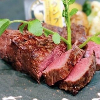 名物塊肉ステーキ！！