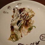 Toda Wataru No Okonomiyaki Sante Kan - 取り皿へ