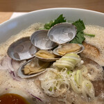 鶏白湯ラーメン ムツキ - 