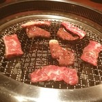 笑ぎゅう - 肉はソウル。by梅元