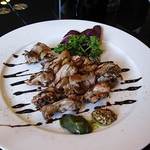 DoDoDo - 合鴨のもも焼き　バルサミコソース　ジェノベーゼとマスタードが添えてあり、量も多くて美味！