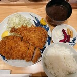 とんかつ 寿々木 - ロースカツ定食・アジフライ