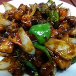 新シン - 鶏もも肉辛味噌炒め 接写