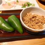 炭火焼鳥と水炊き 五郎一 - ピーマンの肉詰め