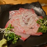 炭火焼鳥と水炊き 五郎一 - カンパチ＆タイの刺身