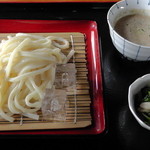 産業伝承館 - 冷たいごまだれうどん（５００円）