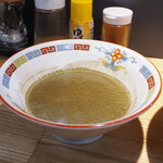 煮干中華 余韻 - 煮干しつけ麵のつけ汁