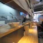 煮干中華 余韻 - 店内