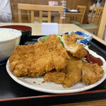 きくよし - ◎チキンカツ定食¥900
      　※昨年に比べ¥50値上
      　※後会計