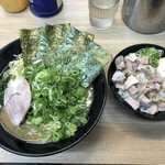 ラーメン成瀬家 - 