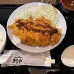 Tonkatsu Maruya - ロースかつ定食700円