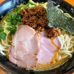 麺 まる井 - 豚骨味噌 大盛 1,000円