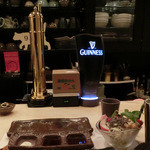 串揚げ maru - ＜2013年4月＞ギネスのビールが美味しいんです♪サーバーで注いで下さいます。