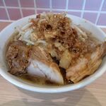 185995009 - ラーメン(900円)+豚増し(200円)