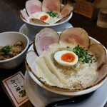 ラーメン家 みつ葉 - 