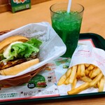 MOS BURGER - テリヤキチキンバーガー410円 メロンソーダＭ ポテトＳ410円