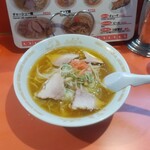 一龍 - ワンタン麺