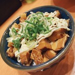 Hakata kumachanra xamen - チャーシュー丼
