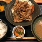 Gotouchi Sakaba Hokkaidou Yakumochou - ご当地酒場 北海道八雲町 日本橋別館　生姜焼やき定食1000円