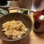 草庵　田なか - 松茸ご飯と、赤だし。