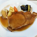 欧風料理 クラコフ - 料理写真:肉コースのポークソテー