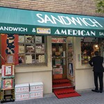 アメリカン - 外観です