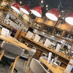 MEAT&WINE WINEHALL GLAMOUR - 店内