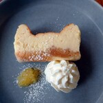SHOKUDO&CAFE yumyum - (*^▽^)/★*☆♪チーズケーキ