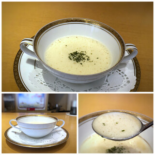 Furansu Ryouri Kamome Tei - ◆コーンクリームスープ・・久しぶりに本格的なスープを頂きました。 コーンの甘味を感じながらも、生クリームなどの味わいも調和して美味。