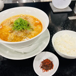 創作麺工房 鳴龍 - 担々麺￥1000 ご飯￥150 麻辣醤￥50 の一揃え