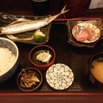 Sakana To Sake Hanatare - 一押し定食￥1000