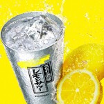 特色酒吧的柠檬酸味鸡尾酒/Lemon Sour