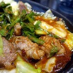 鉄板焼肉・餃子 だだ乃屋 - 