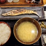 Sumibiyaki Himonoteishoku Shimpachi Shokudou - さんま塩焼き定食