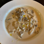 ガニュ・パン - とってもクリーミーなキノコのチャウダー(good‼️)