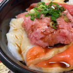 魚丼 - 