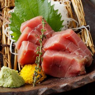 Providing fresh sashimi