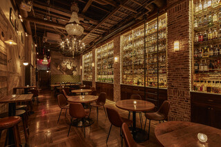 TOKYO Whisky Library - 