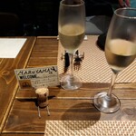 海鮮 イタリアンバル ルチアーノ - サービスのスパークリングワインで(^_^)／□☆□＼(^_^)