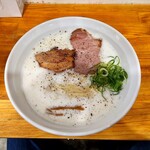 丸山製麺所 - 地鶏白湯らーめん