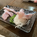 トプカ - 女将オススメのハタ。弾力と脂のノリが最高。