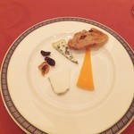 モン・フレーブ - 熟成チーズ盛り合せ