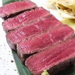 Grilled beef tenderloin with Andean rock salt and wasabi