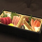 Assortment of 3 sashimi of the day