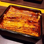 わたべ - ⚫うな重特上　光輝く鰻さま